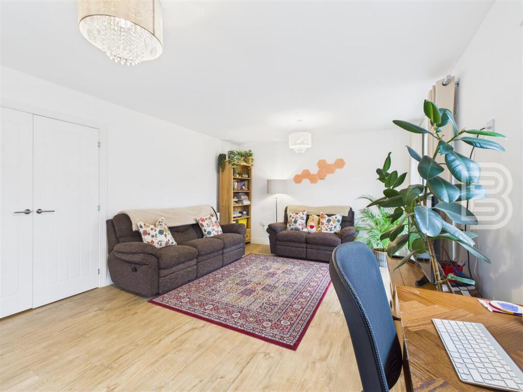 Spruce Close, Eden Park, Rugby - View 6