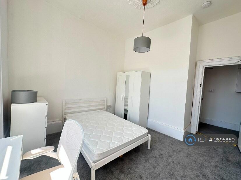 Apartment in Glasgow, Cranstonhill, Kelvingrove - View 3