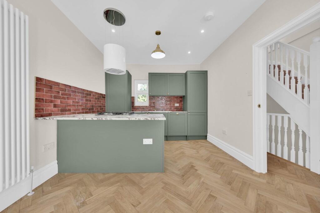 Apartment in London - View 4