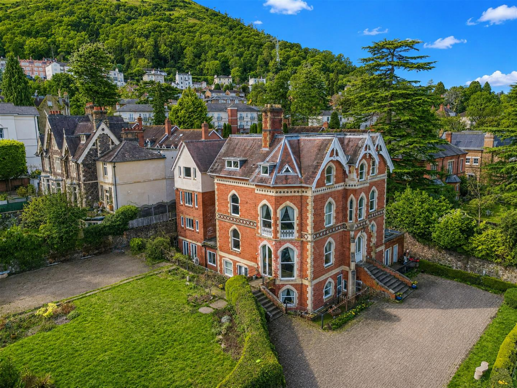 Main image of property: Como Road, Malvern
