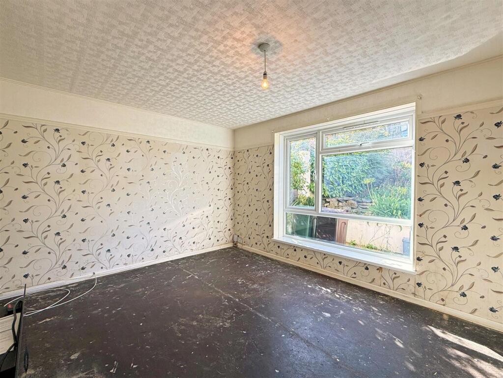 House in Plymouth - View 3