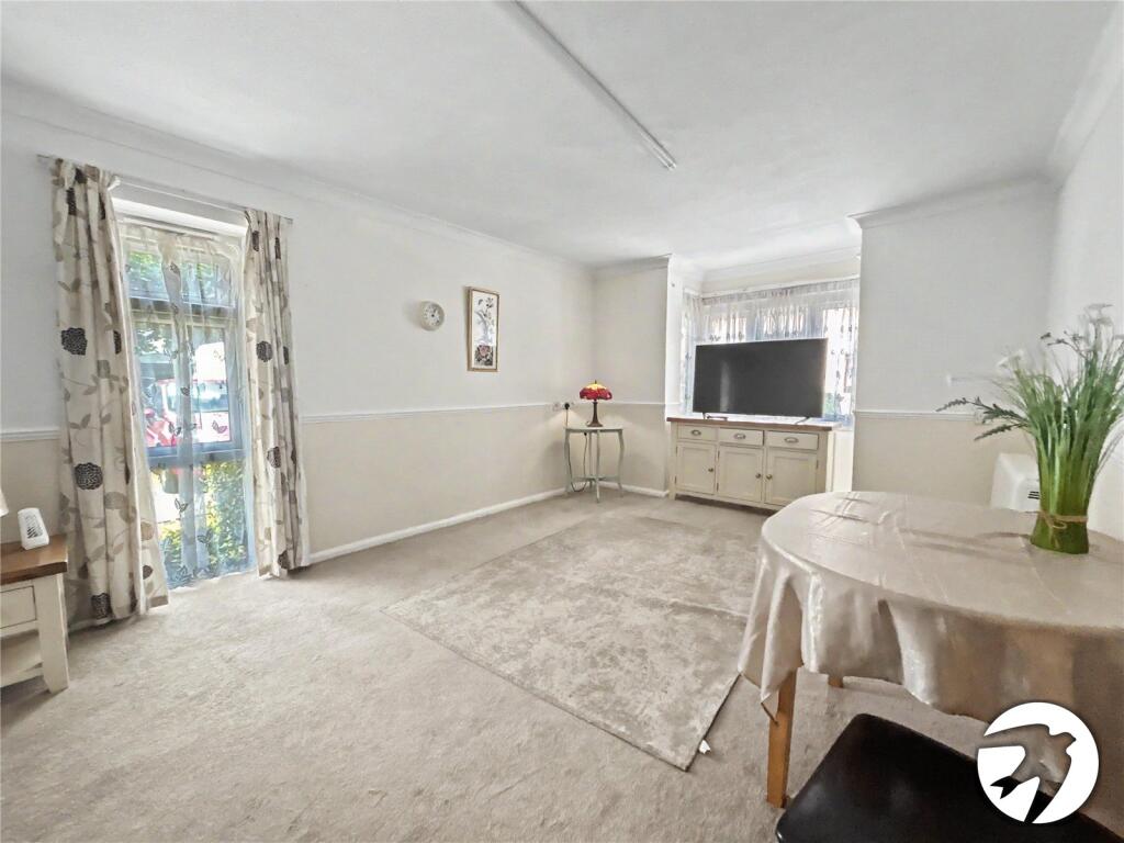Apartment in Sidcup, Penhill, Blackfen - View 3
