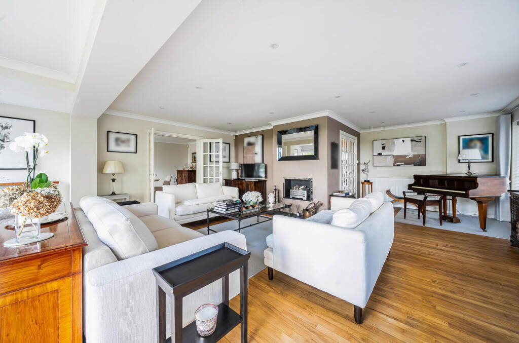 House in Tonbridge - View 2