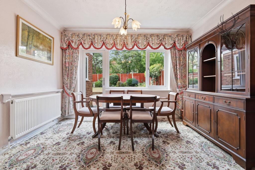 House in Epping Forest, Marden Ash, Ongar - More
