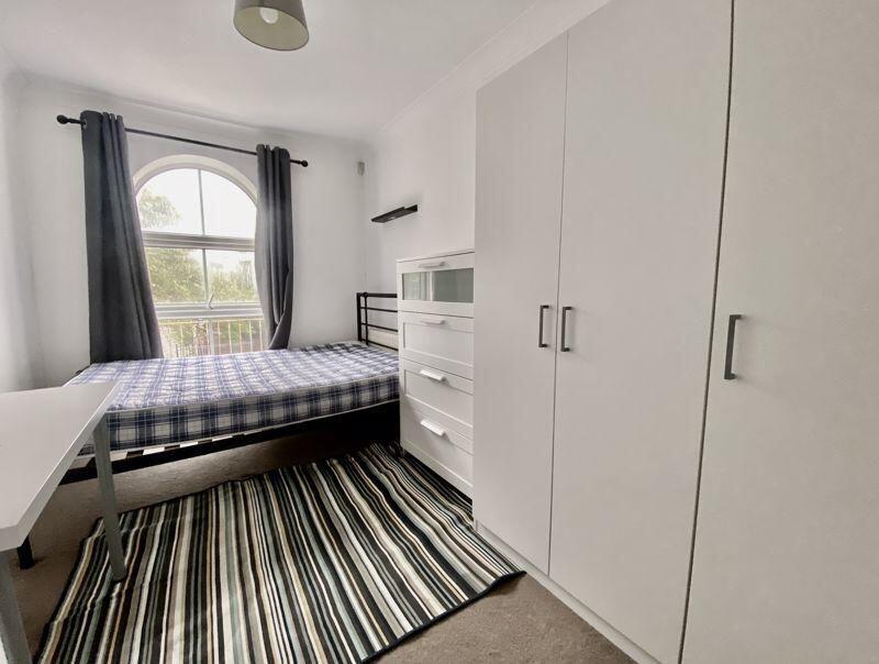Main image of property: ROOM TO RENT - Oxford Mews, Latimer Street, Southampton