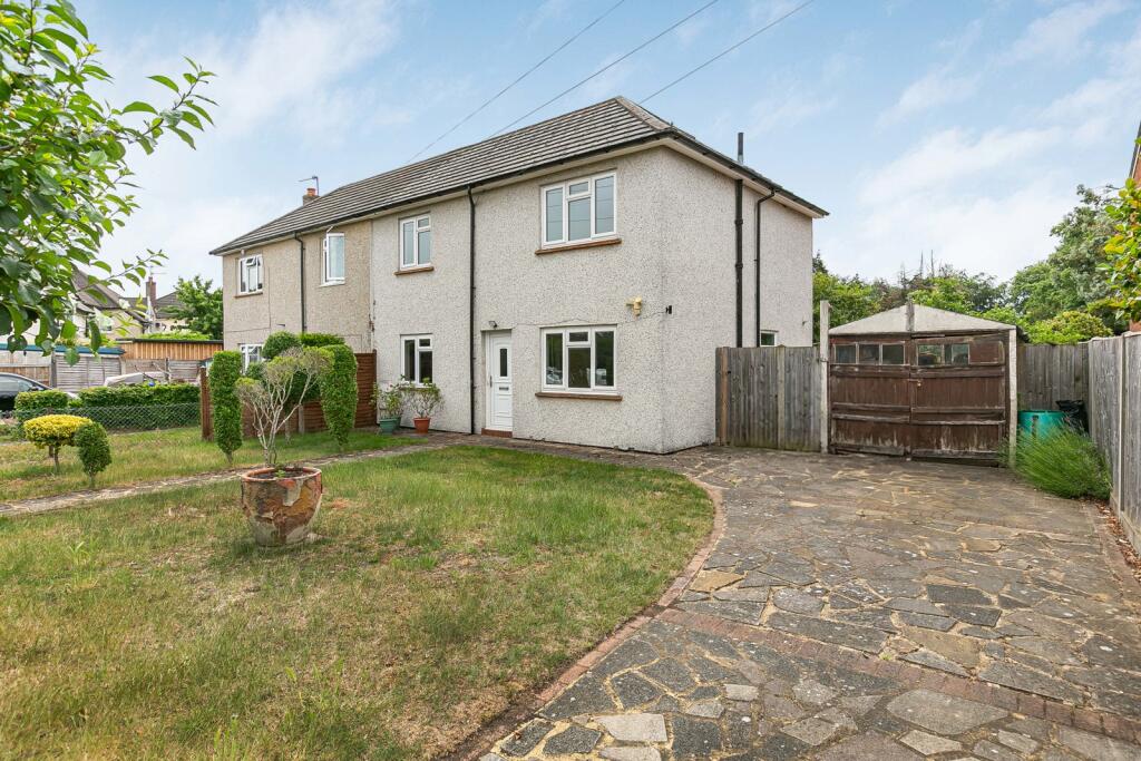 Main image of property: Petersham Avenue, Byfleet, West Byfleet, Surrey, KT14