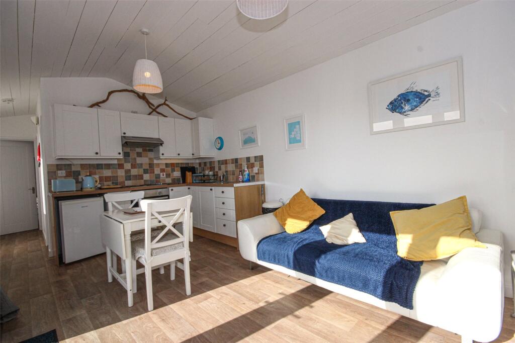 Ware Cliff, Lyme Regis, Dorset, DT7 photo 4