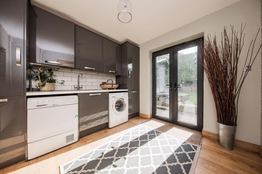 House in Wealden, Hailsham - View 4