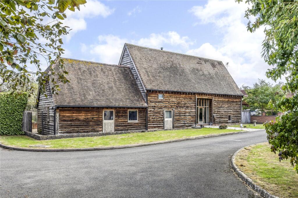 Main image of property: Dean Lane, Stoke Orchard, Cheltenham, Gloucestershire, GL52