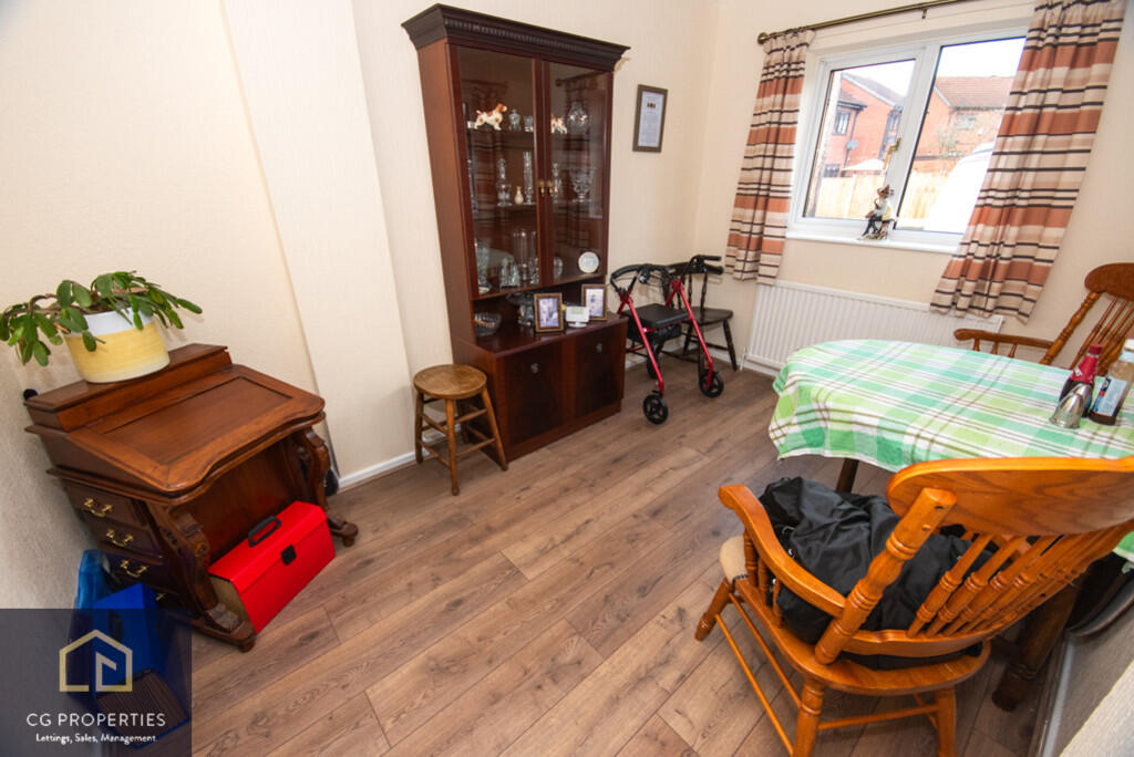House in Rotherham, South Yorkshire - View 3
