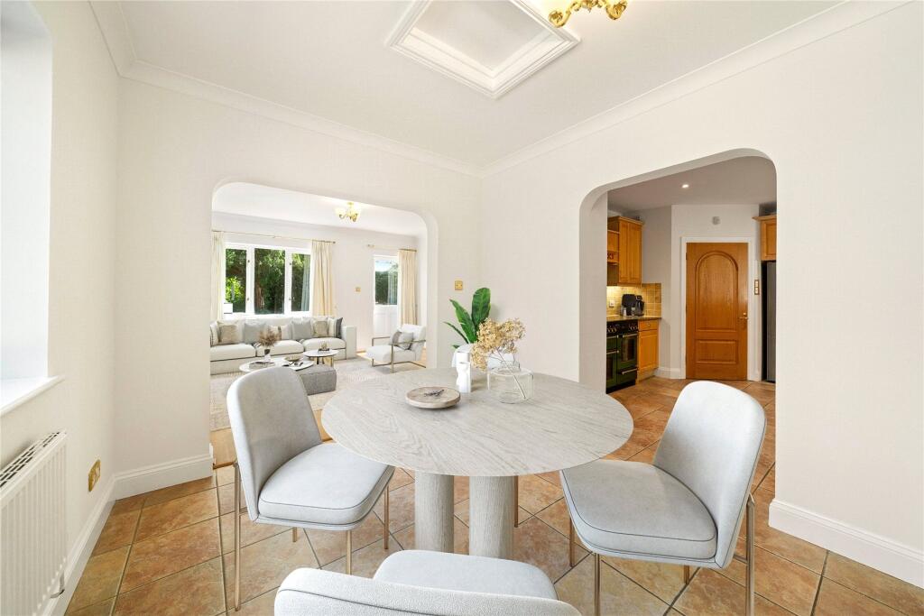 Englemere Park, Oxshott, Leatherhead, Surrey, KT22 – pohled 6