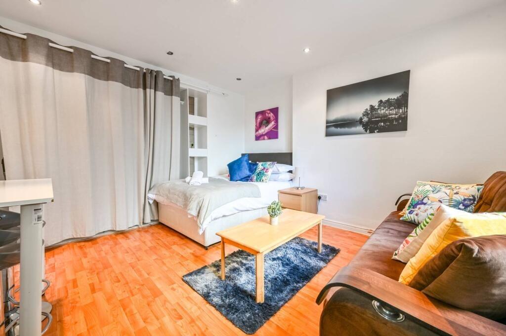 Main image of property: Gloucester Terrace, Paddington, London, W2