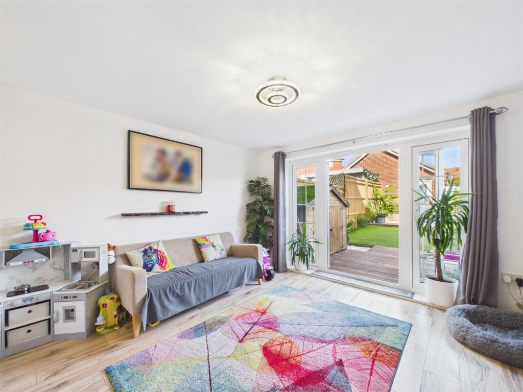 Sarnia Close, Peacehaven photo 4