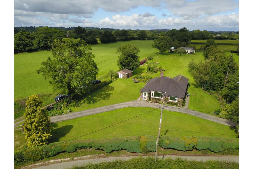 5-bed detached on Links Green, Market Drayton, TF9, £599,000