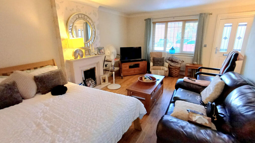 Somerset Avenue, Blackpool, FY1 5RE photo 2