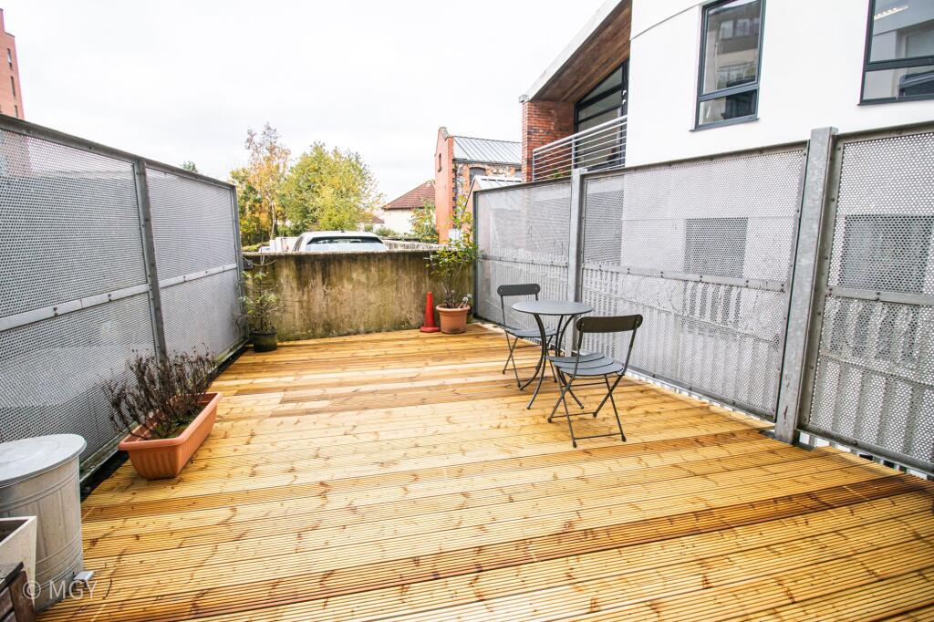 Apartment in Cardiff - View 4