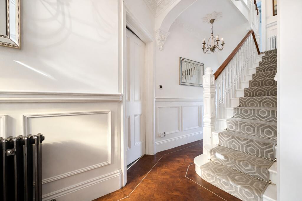 House in Southend-on-Sea, Leigh-on-Sea - View 4