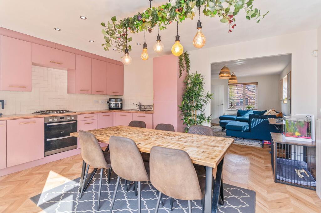 House in Newport, Llanwern - View 5