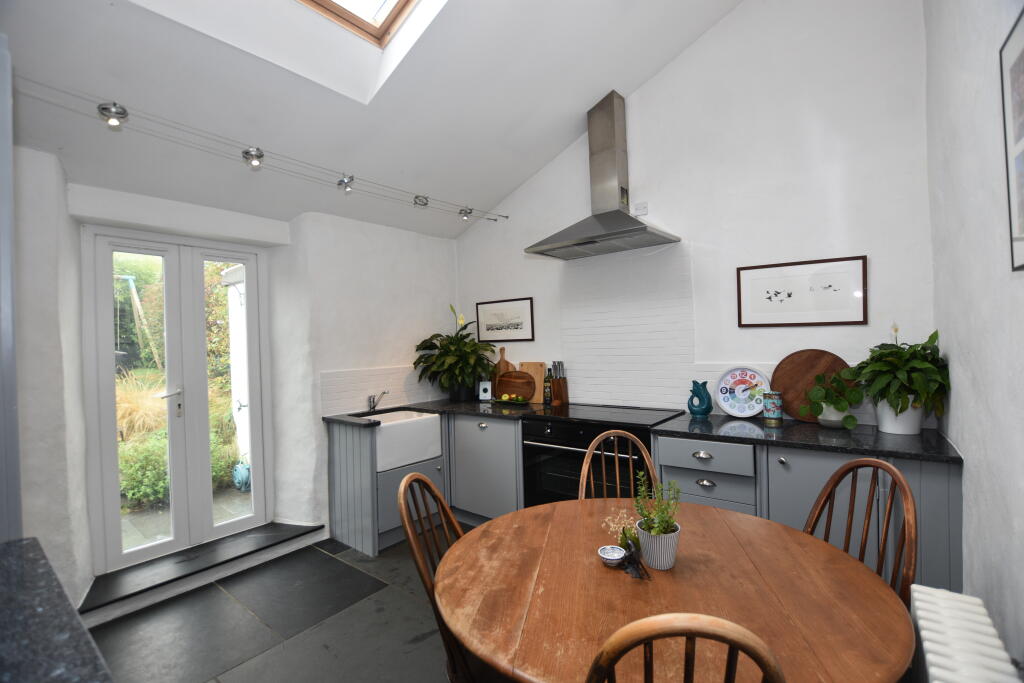 House in Redruth, Cornwall - More
