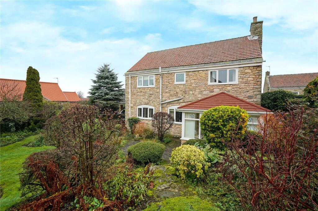 Main image of property: Back Lane, Clifton, Maltby, Rotherham, S66