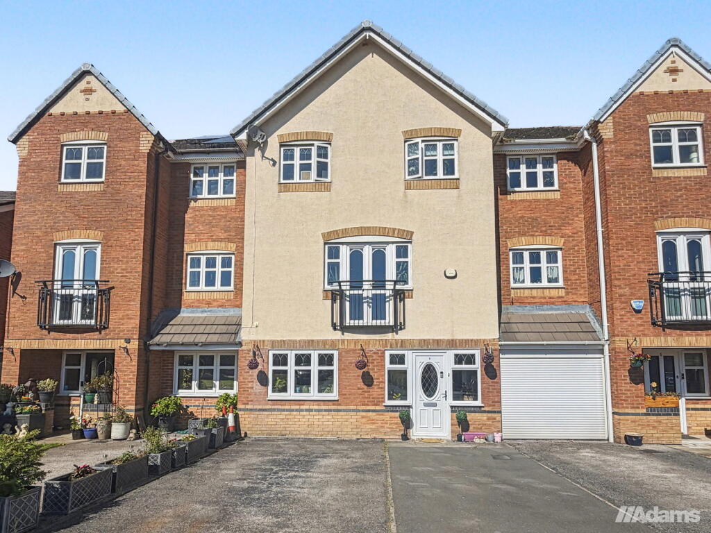 Main image of property: Hampton Court Way, Widnes