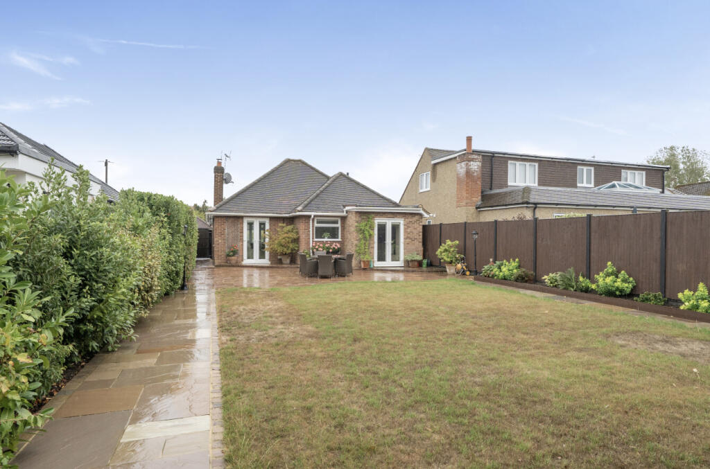 House in Slough - View 4