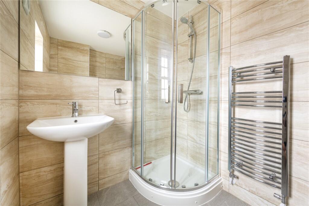 1 bedroom house share for rent