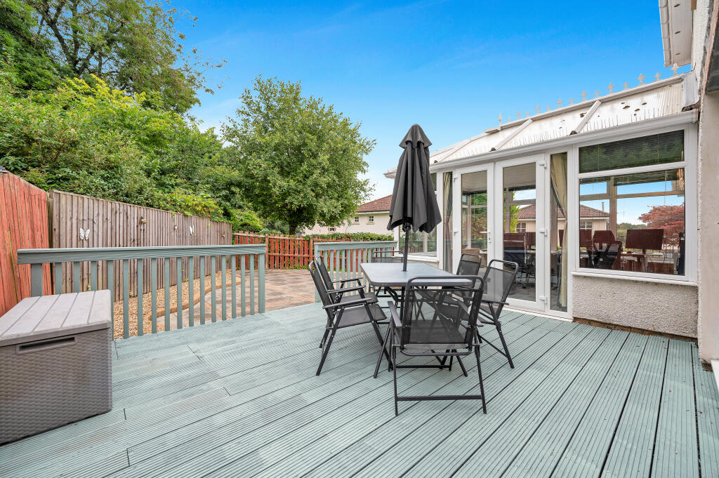 House in Kirkcaldy, Newliston - More