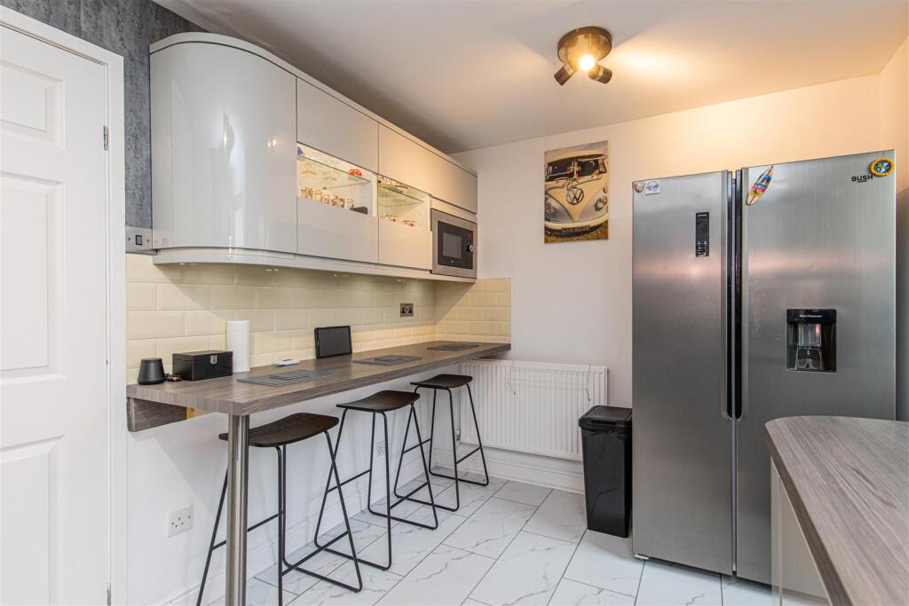 Sycamore Close, Kettering - View 6
