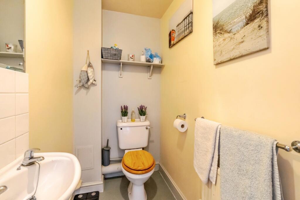 House in Portsmouth - View 5