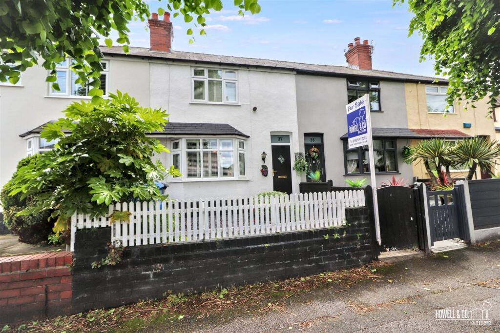 Main image of property: West Avenue, Warrington