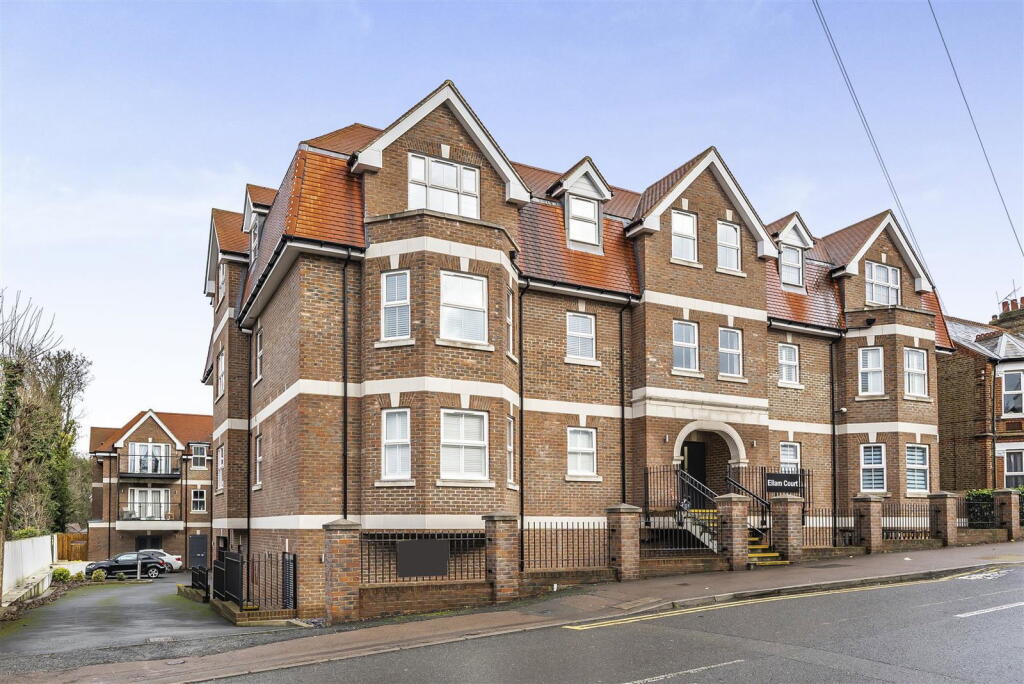 Main image of property: Bushey Hall Road, Bushey, WD23 2FY