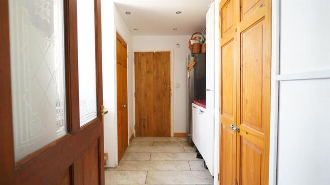 Side Entrance Lobby