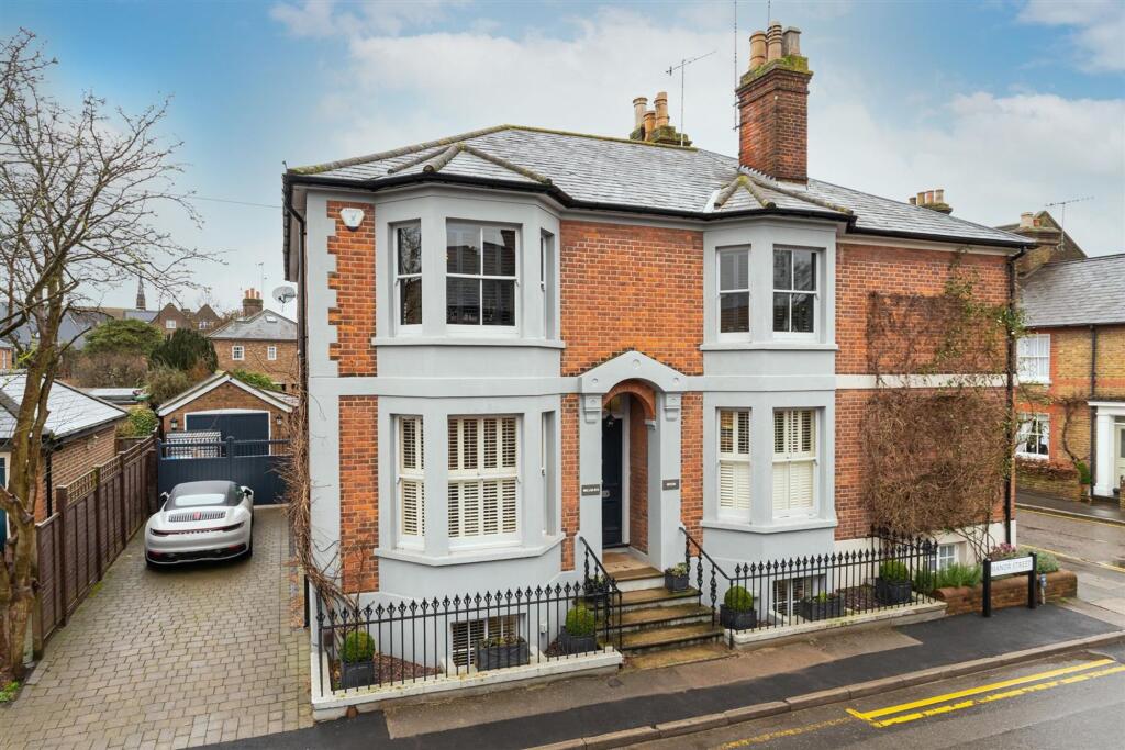 Main image of property: Manor Street, Berkhamsted, HP4