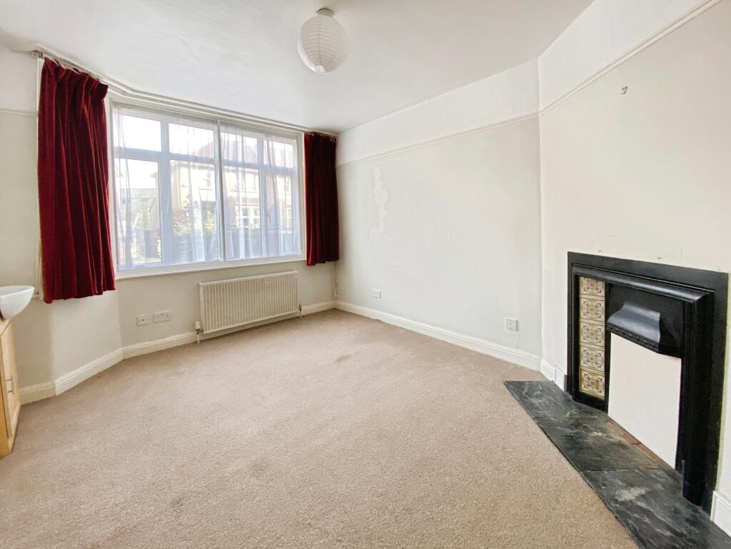 BATHWICK - Forester Avenue photo 5
