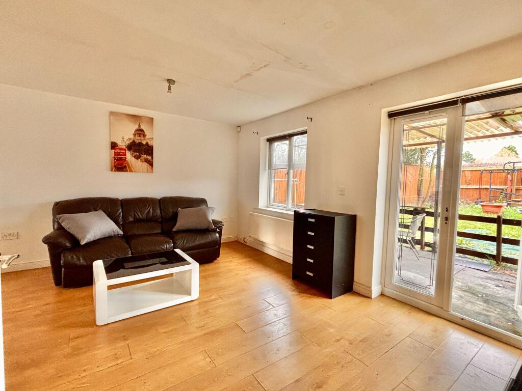 House in Barnsley, South Yorkshire - View 4