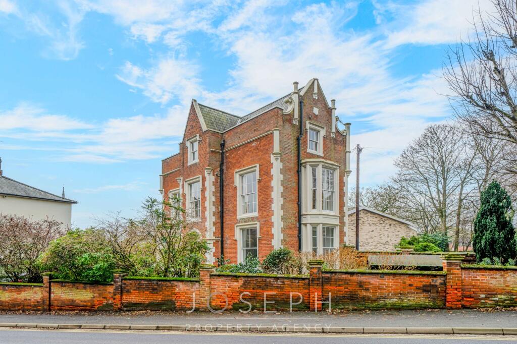 Main image of property: Fonnereau Road, Ipswich, IP1