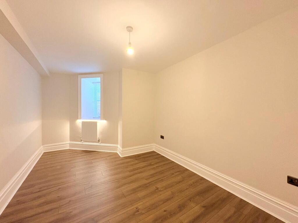 Apartment in Liverpool - More