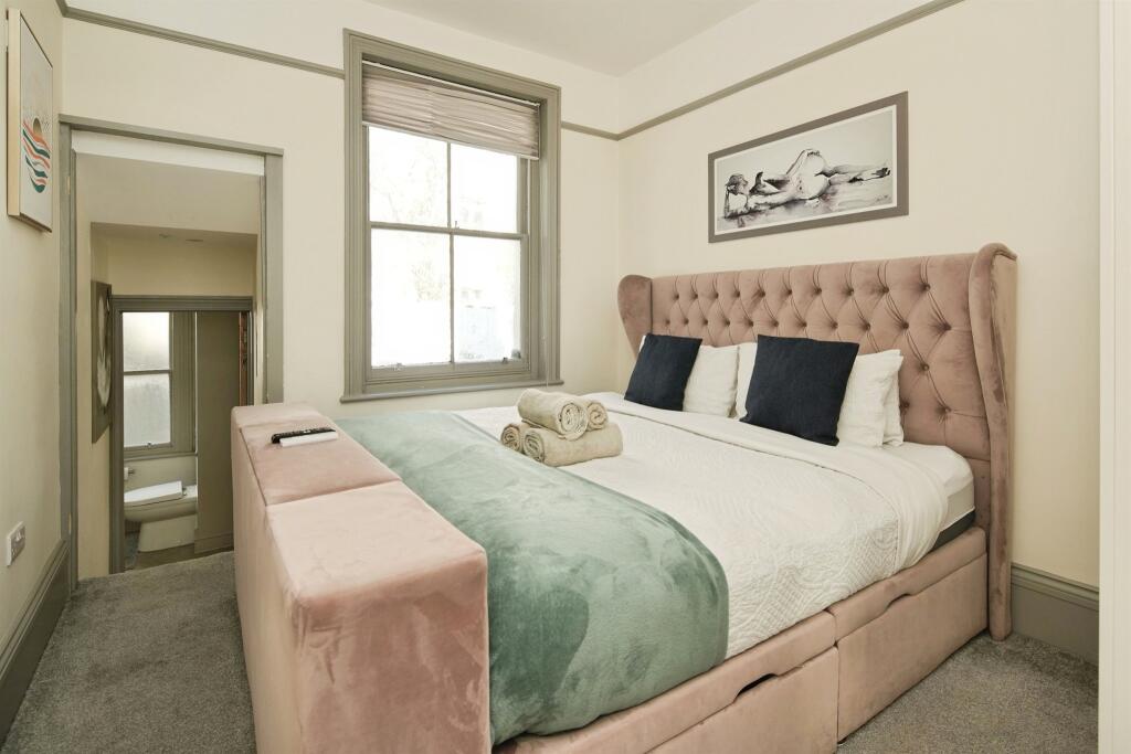 Apartment in Brighton, West Hill, Round Hill - More