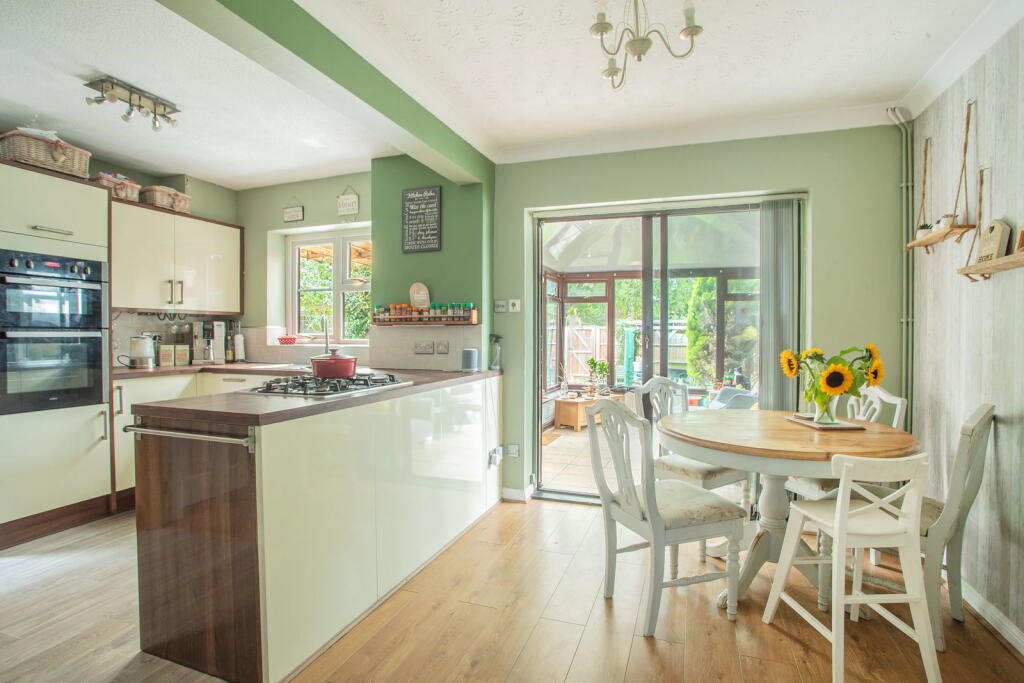 House in Wotton-under-Edge, Little Bristol, Charfield - View 4