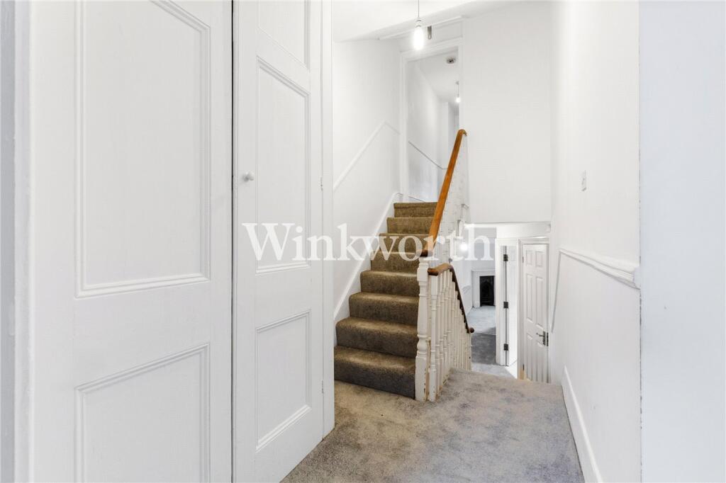 Apartment in London, Hornsey Park, Turnpike Lane - View 4
