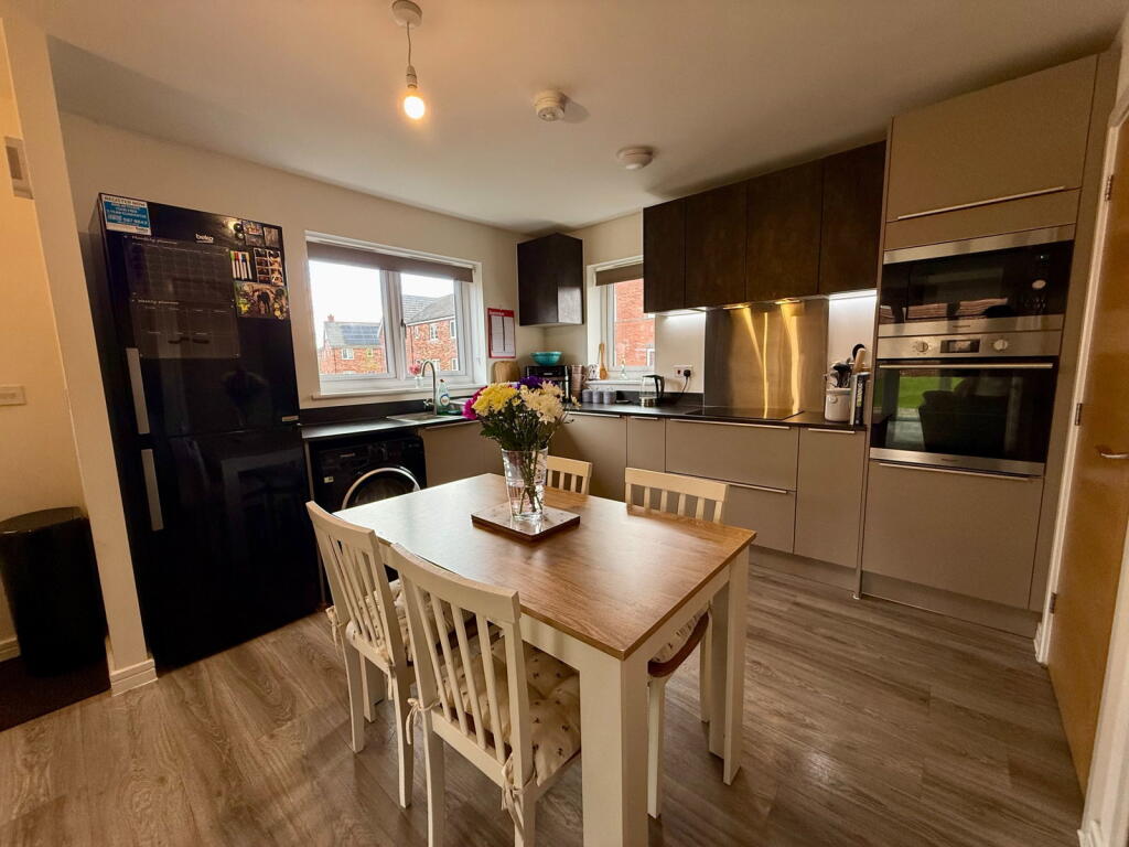House in Derby - View 2