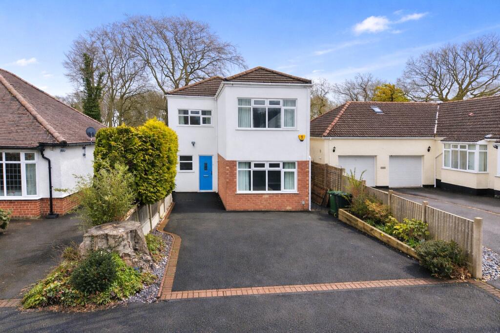 Main image of property: Woodlands Drive, Barnston, Wirral, CH61
