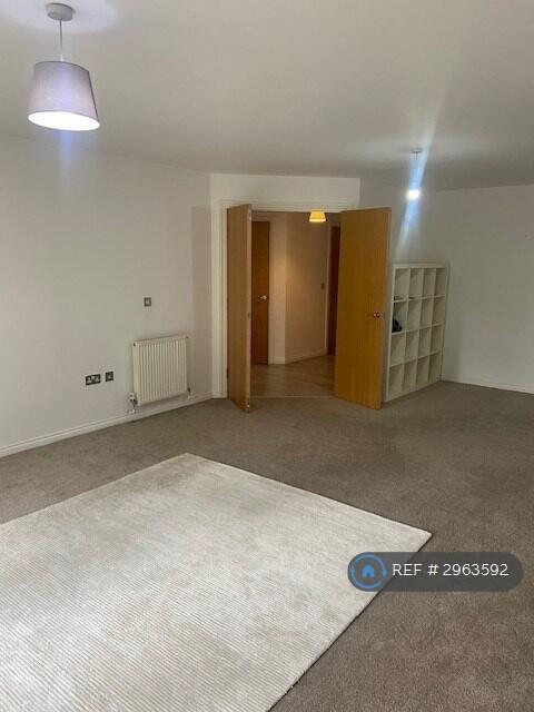 Apartment in Leeds - View 4