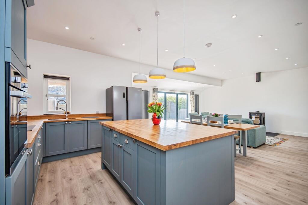 May Park, Jameston, Tenby, Pembrokeshire, SA70 photo 2