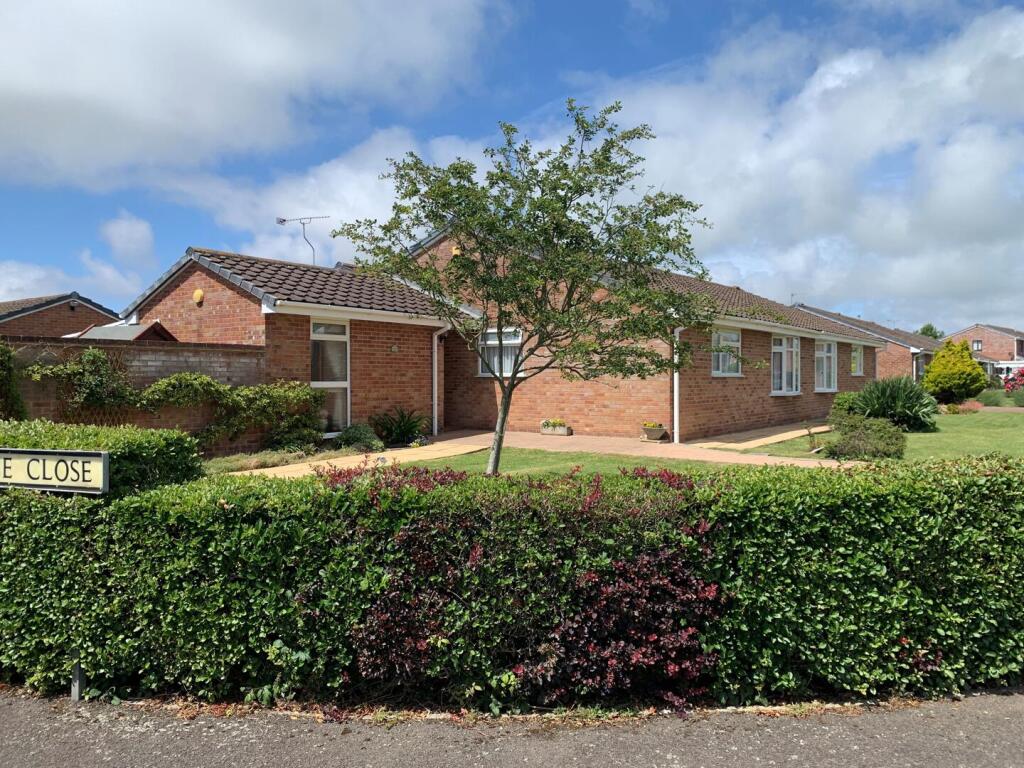 Main image of property: Southernlea Road, Burnham-On-Sea