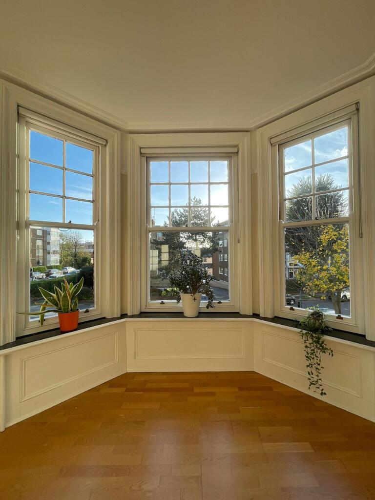 Apartment in Brighton - View 4