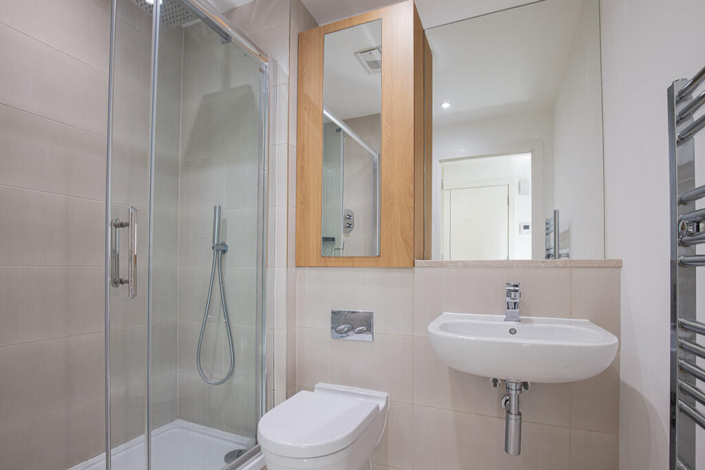 Apartment in Aberdeen, Danestone - More