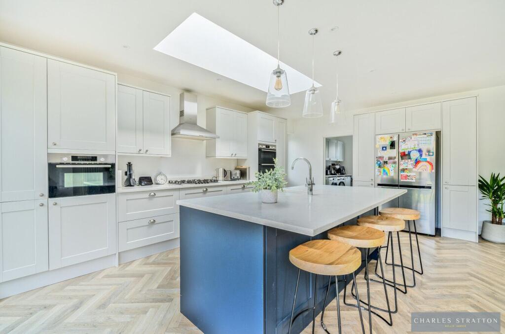 Repton Gardens, Gidea Park photo 4