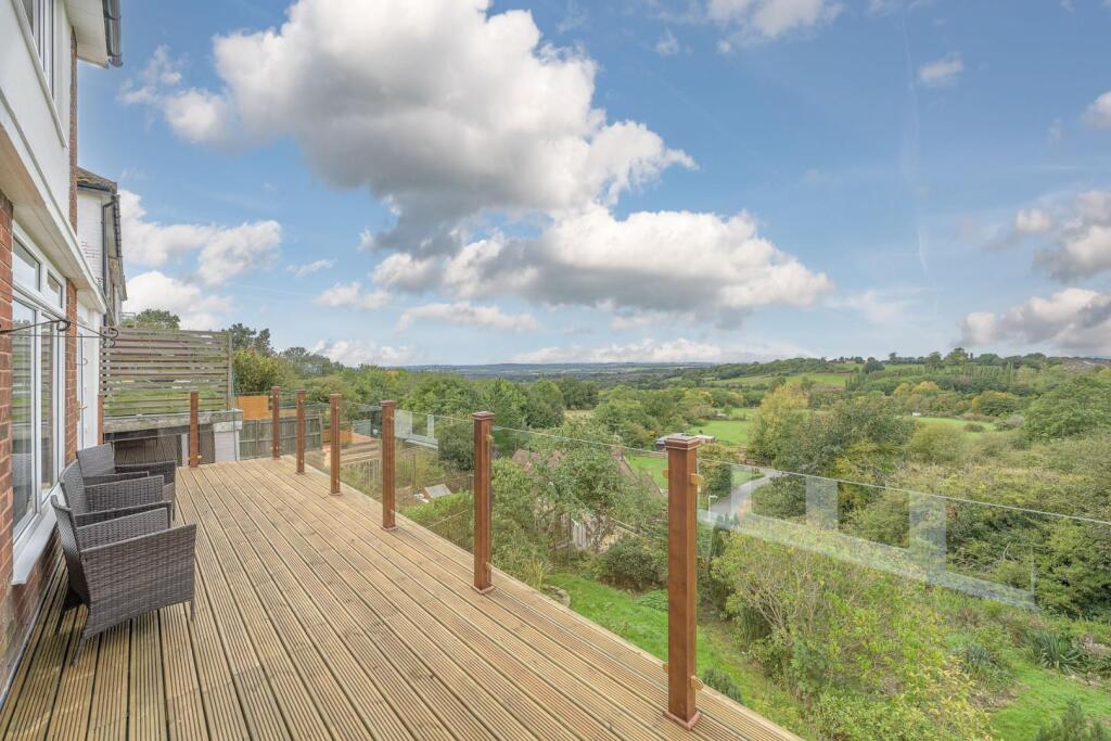 House in Dudley - View 4